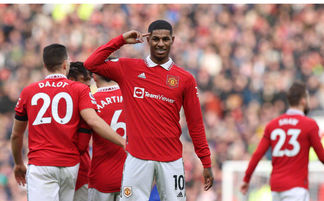 在社交媒体 在社交媒体